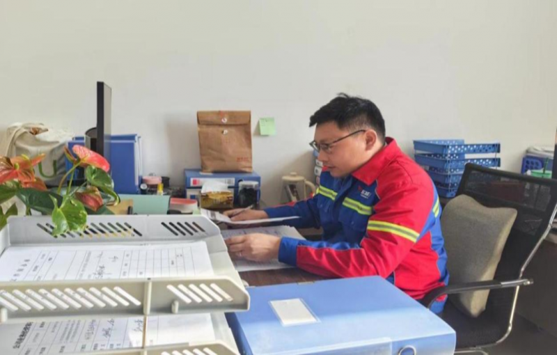 8d134a52976d43e8be13b485f2bd6225.png 8d134a52976d43e8be13b485f2bd6225.png